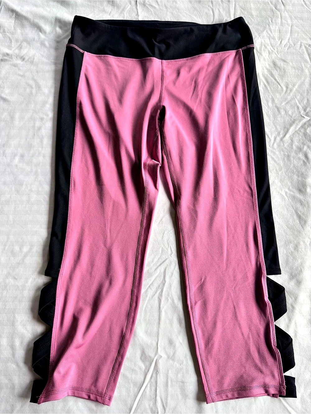 Inspired Hearts Pink & Black Ruffle Side Athletic Leggings XL Like New